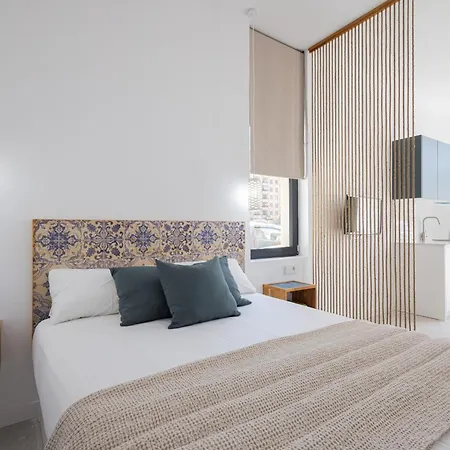 Florit Flats - Stylish Studio By The Joaquin Sorolla Station Valencia Exterior photo