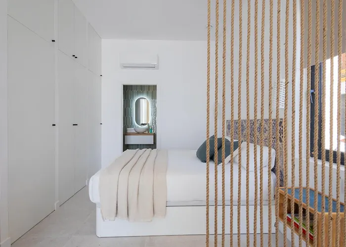 Florit Flats - Stylish Studio By The Joaquin Sorolla Station